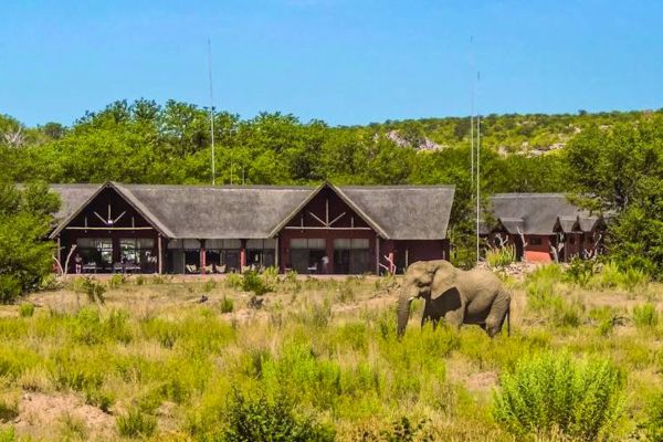 Hobatere Lodge