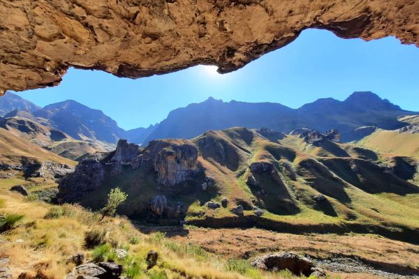 Pillar Cave Hike
