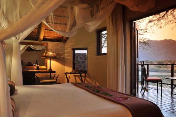 Tau Game Lodge