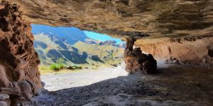 Pillar Cave Hike