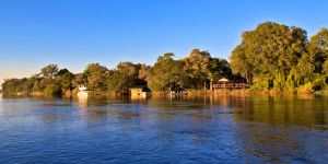 Ndhovu Safari Lodge