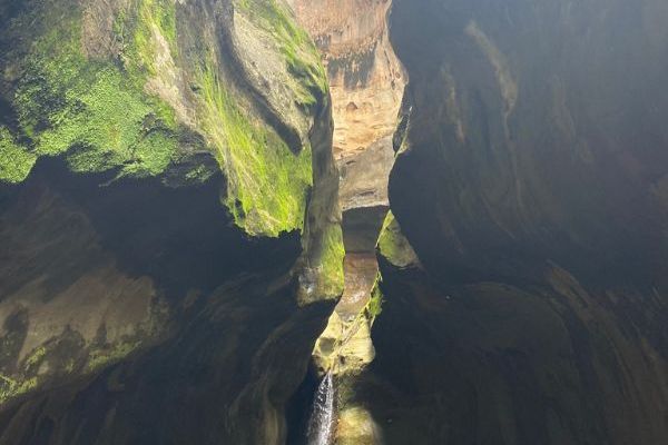 Cathedral Cave Hike