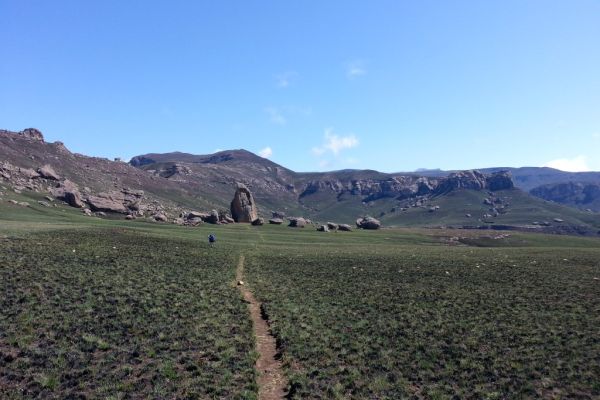 Gxalingenwa Cave Circular Hike