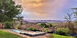 Frontier River Resort